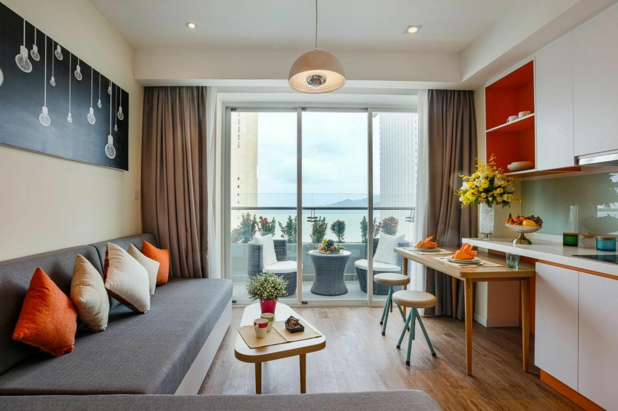 Parama Apartments Balcony Beachfront Nha Trang Buitenkant foto